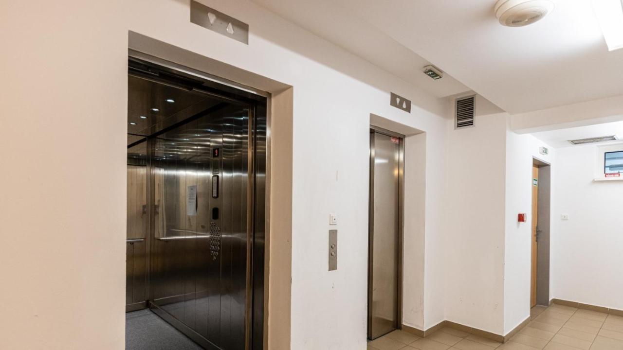 2 Room Apartment With Terrace, New Building, Jegeho براتسيلافا المظهر الخارجي الصورة
