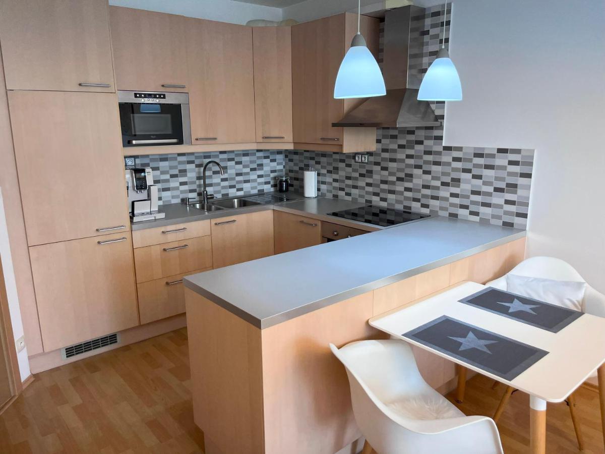 2 Room Apartment With Terrace, New Building, Jegeho براتسيلافا المظهر الخارجي الصورة